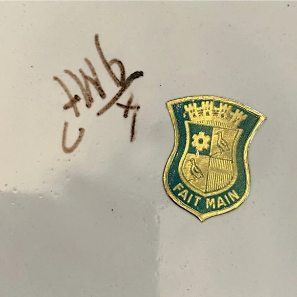 Fait Main French Faience Porcelain Plate with Bird and Flower motif 9in - Picture 12 of 15